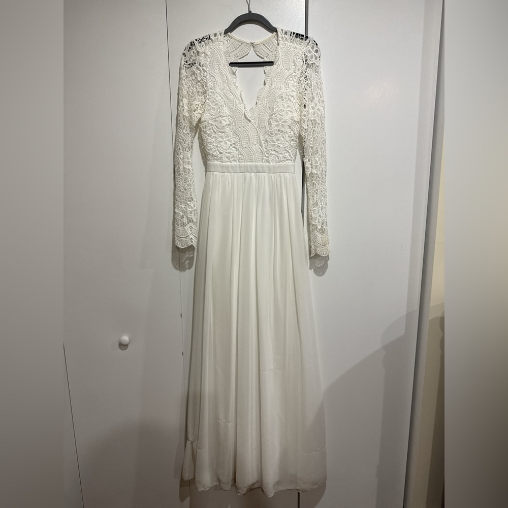 Elegant White Lace Long Sleeve Dress